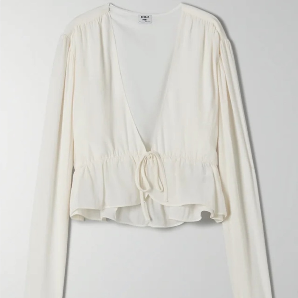 SUNDAY BEST ARITIZIA tie crop long sleeve shirt